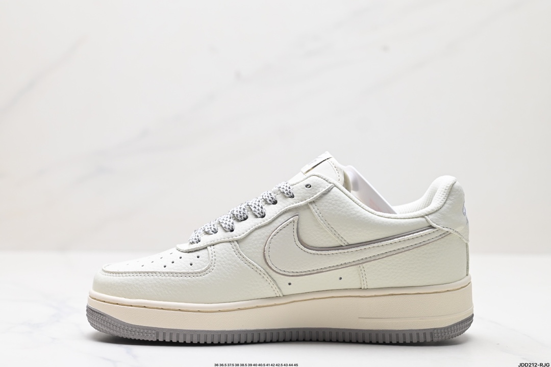 Nike Air Force 1 Shoes